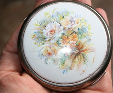 Vintage  England White Enamel Compact Flowers Makeup Mirror