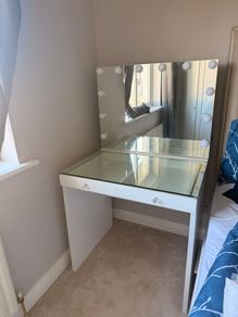 Hollywood Style Vanity Dresser