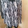 Women's Top Nwt Size 16 Image 2