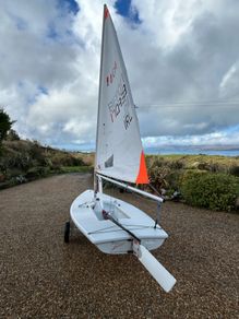 Laser sailing dinghy & road trailer