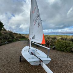 Laser sailing dinghy & road trailer