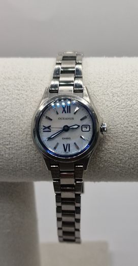 Casio Oceanus wristwatch