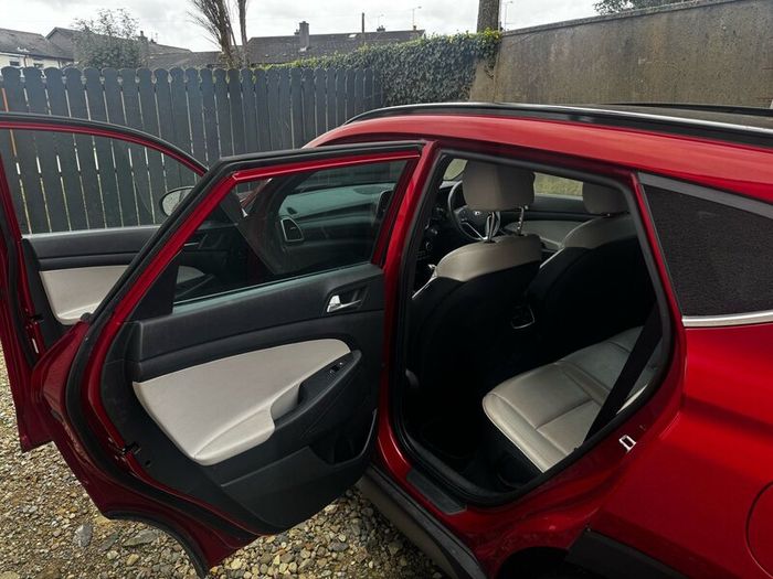 Tuscon premium se