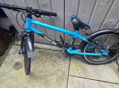 Team sky blue mountain bike