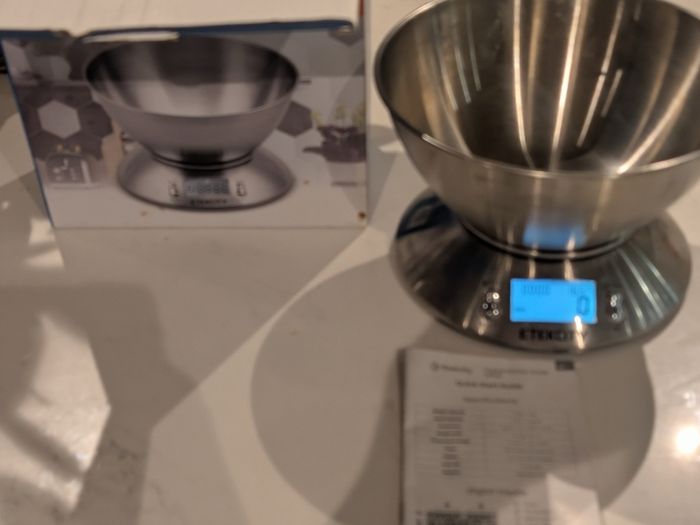 Electronic Kitchen Scales with Stainless Bowl