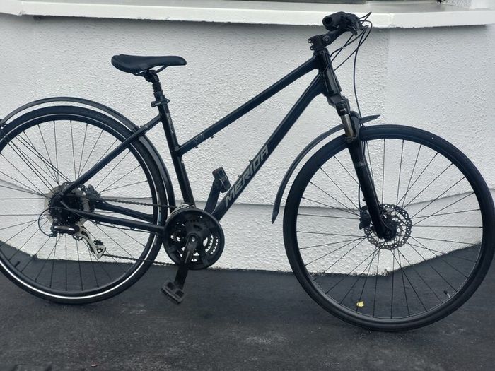 Merida Crossway Hybrid Bike.oil Disc Brakes. No Offers
