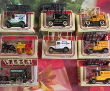 "DAYS GONE" Set Bundle Vintage Retro Cars part 1
