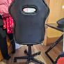 Office/gamer chair Image 3