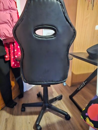 Office/gamer chair