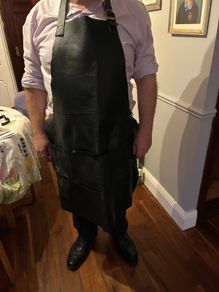 Barbecue apron