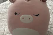 Squishmallow unicorn plushie