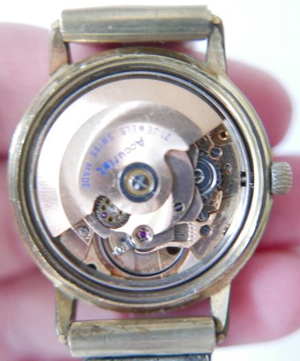 Vintage Accurist Automatic Gentleman's Wristwatch  (works well and keeps time)