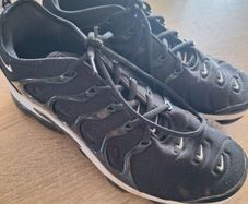 nike runners size uk 8