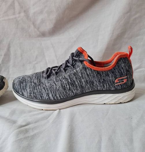 skechers bobs swift Size 5 eu 38 grey/pink in excellent condition