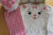 Disney store animators collection pyjamas &amp; plush toy