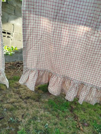4 x Small Curtains
