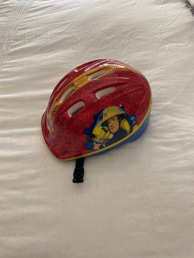 kids helmet fireman Sam