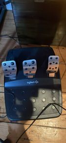 Logitech G920 Driving Force Racing Wheel With Pedals