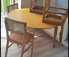 table X4 chairs