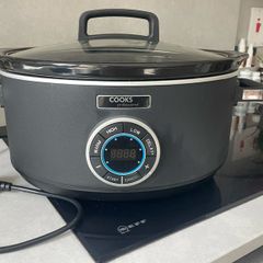 digital slow cooker