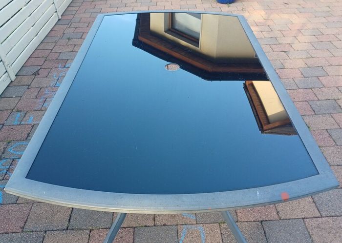 garden table