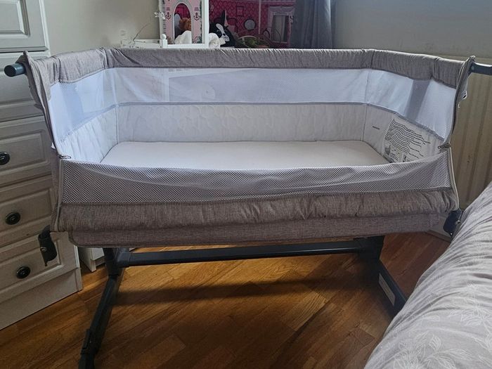 Babylo Nested Cozi Sleeper Bedside Cot Grey