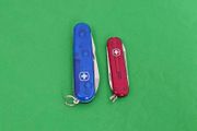 Vintage Discontinued Wenger Swiss Army Knife Lot