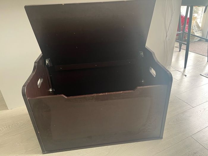 storage wooden box