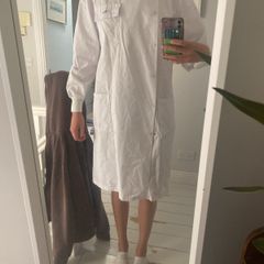 Howie style lab coat