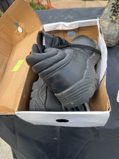 steel toe work boots