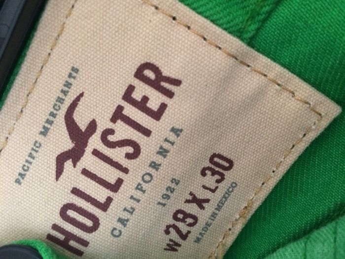 Hollister jeans