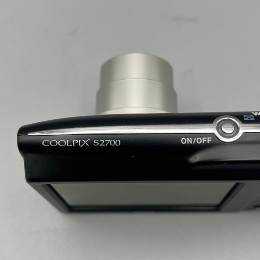 Nikon Coolpix S2700 16MP Digital Camera Black - Full Kit