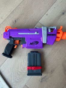Nerf fortnite toy