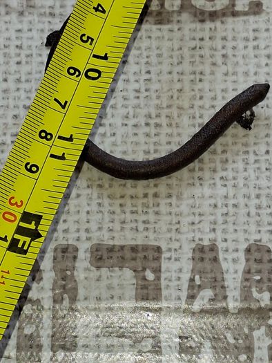 Salter Pocket Balance Hanging Scale. Brass Face and has a maximum capacity of 50 pounds.These scales were manufactured in England, frequently used for fishing or measuring household goods Postage Available or Collection