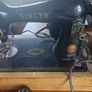 vintage singer sewing machine Image 2