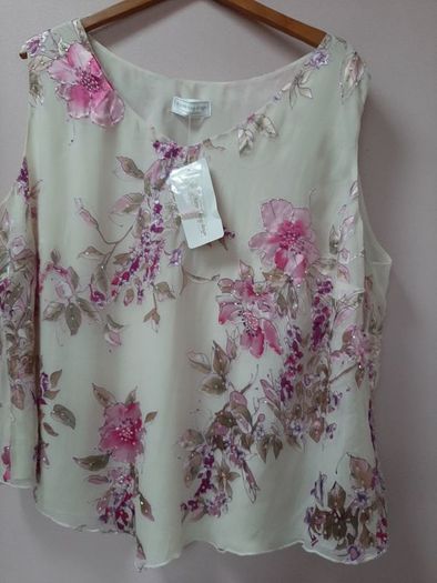 New beautiful KIRSTEN KROG designer top tag attached