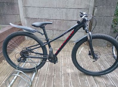 Boy's/Teens 27.5 wheel specialized mountain bike