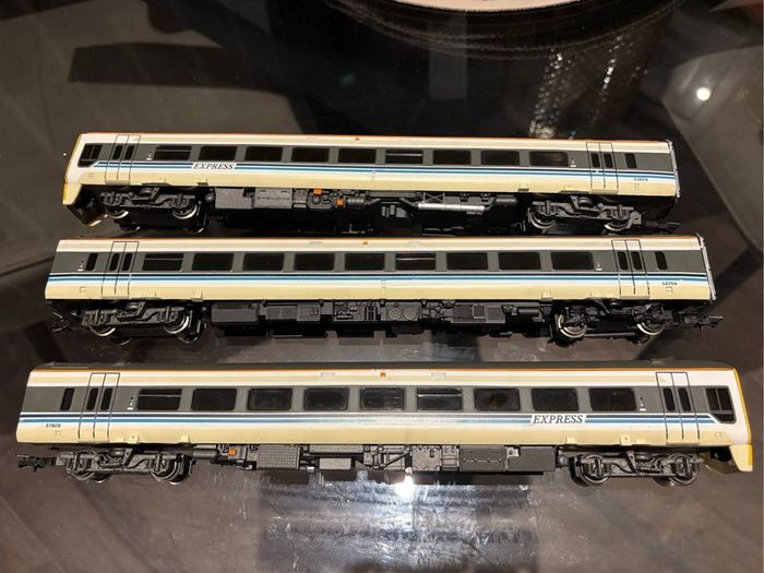 Bachmann class  DMU 158 3 Car Model Railway