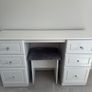 White solid dressing table Image 2
