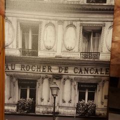 Paris Canvas