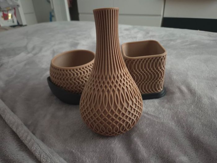 Modern decorative planter & vase set