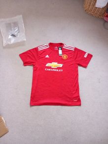 XL never worn Manchester United Jersey