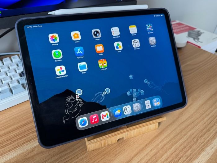 iPad Pro 11 2nd Gen 128gb + Apple Pencil 2 - Very good condition