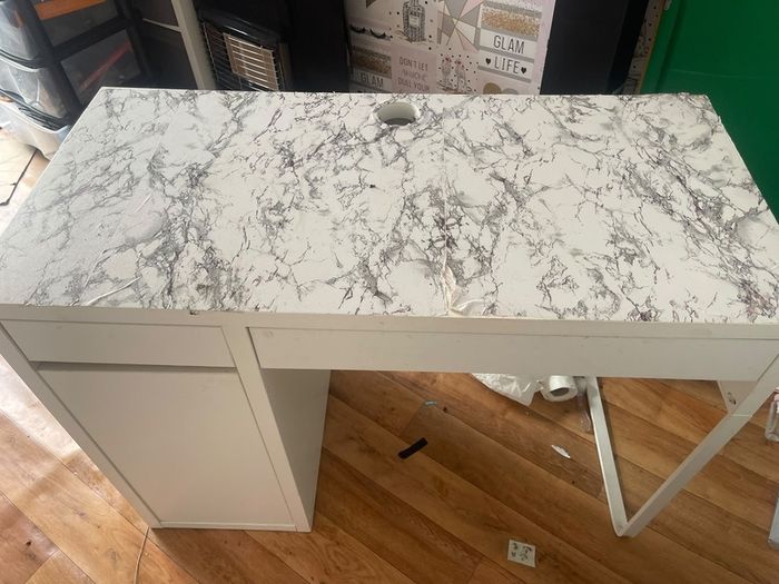 desk