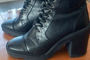 Ladies boots