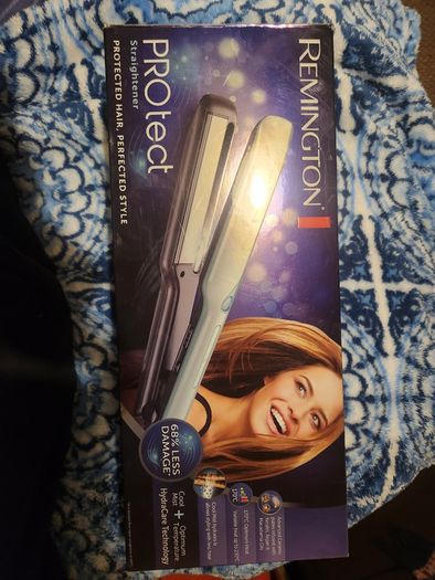 Remington PROtect Straightener (Model S8700).
