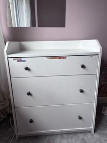 Chest of Drawers