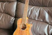Oscar Schmidt OU6LCE Ukulele with case