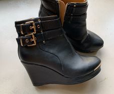 River Island wedges size 3