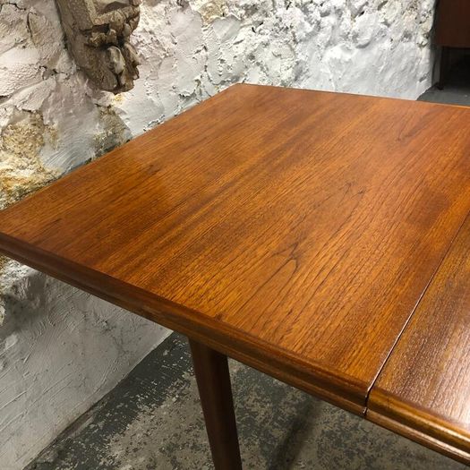 Mid Century Modern Extendable Dining Table from McIntosh